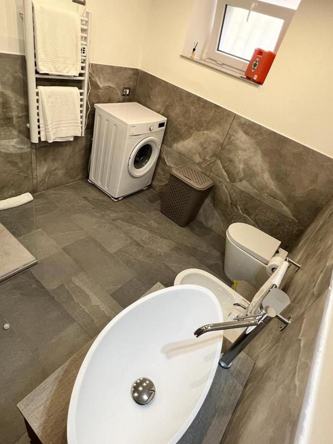Chimera House Apartment Катания Екстериор снимка