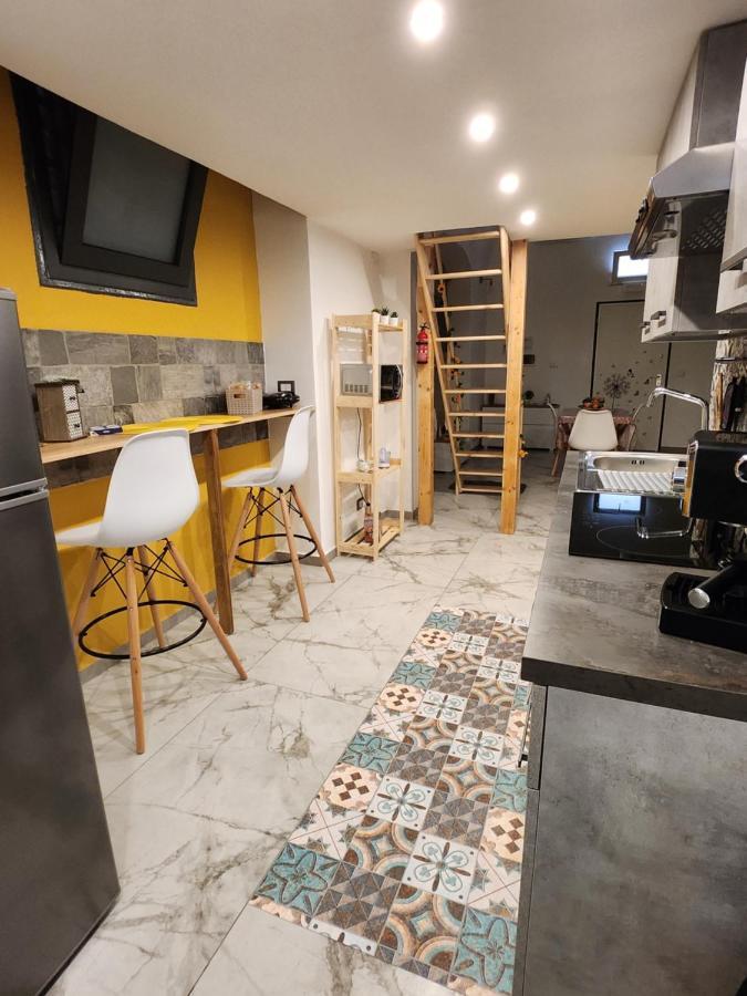 Chimera House Apartment Катания Екстериор снимка