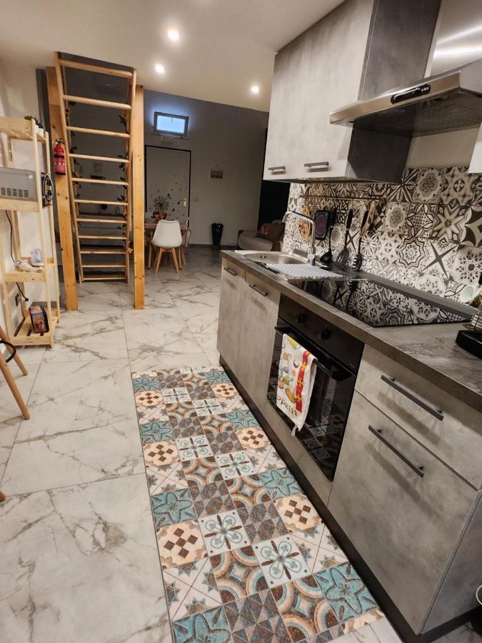 Chimera House Apartment Катания Екстериор снимка